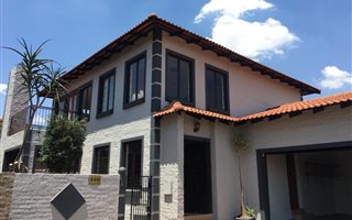 3 Bedroom House in Country View