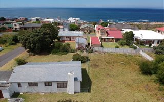 2 Bedroom House in Kleinmond