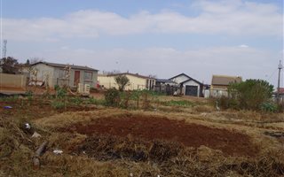 300 m² Land available in Vosloorus