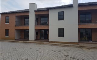 2 Bedroom Townhouse in Pomona