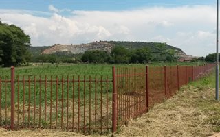 3.8 ha Farm in Bon Accord