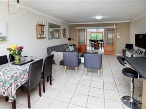 2 Bed Townhouse in Ferndale