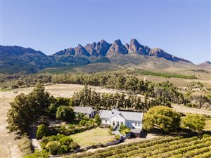 14.8 ha Farm in Wellington Central