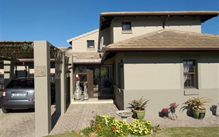 3 Bedroom Townhouse in Hartenbos Landgoed