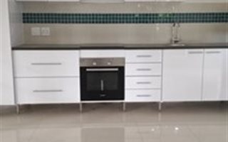 Studio apartment in Glenadrienne