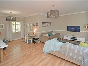 3 Bed Apartment in Craighall