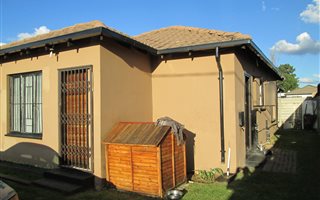 3 Bedroom House in Riverlea
