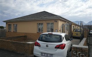 3 Bedroom House in Rylands