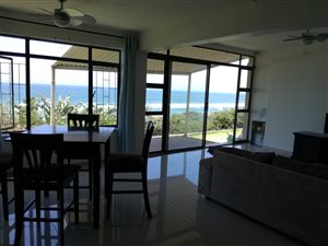 2 Bed Apartment in Amanzimtoti