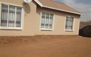 3 Bedroom House in Odinburg Gardens