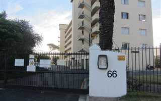2 Bedroom Apartment in Plumstead