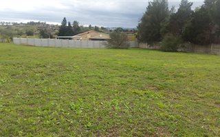 1332 m² Land available in Winterhoek Park