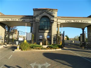 4 Bed Cluster in Eagle Trace Estate