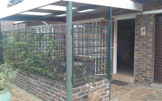 2 Bedroom House in Vanderbijlpark CE1