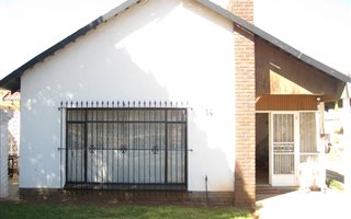 3 Bedroom House in Florentia