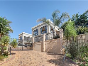 5 Bed House in Oude Westhof