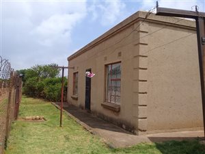 2 Bed House in Tsakane
