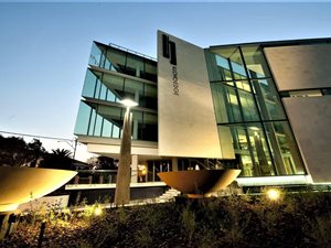 207 m² Commercial space in Illovo