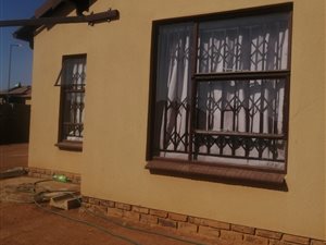 3 Bed House in Soshanguve