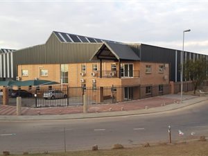 2110 m² Industrial space in Rooihuiskraal