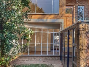 2 Bed Apartment in Wilkoppies