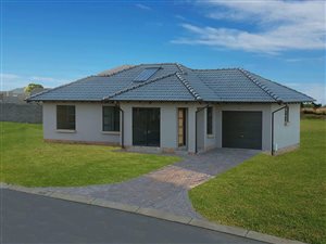 4 Bed House in Dewalt Hattingh Park
