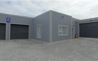 3.5 Bedroom House in Bothasig