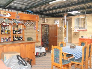 4 Bed House in Val de Grace