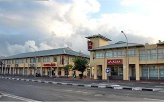 220 m² Commercial space in Plumstead
