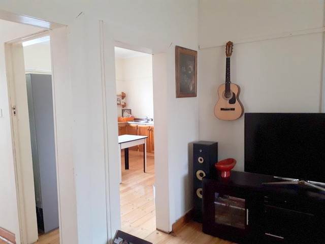 3 Bedroom House in Prestbury photo number 6