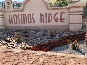 1200 m² Land available in Kosmos Ridge