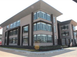 866 m² Office Space in Parkhaven
