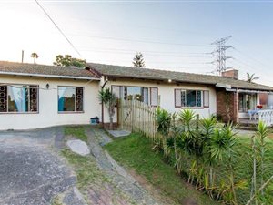 4 Bed House in Pinetown Central