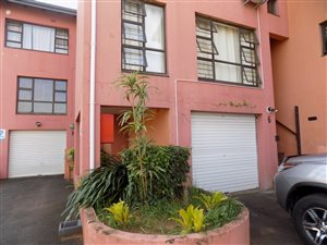 3 Bed Duplex in Amanzimtoti