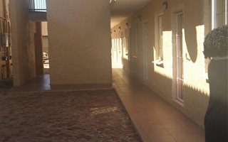 Studio Apartment in Parktown Estate