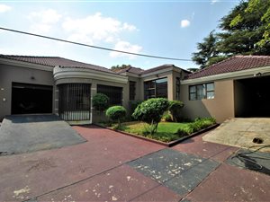 4 Bed House in Naturena
