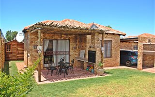 2 Bedroom Townhouse in Greenhills