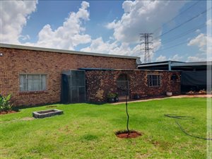 4.1 ha Farm in Bakerton