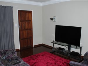 1 Bed Apartment in Silver Lakes Golf Estate