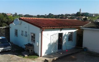 2 Bedroom Cluster in Trenance Park