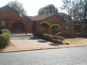 3 Bed House in The Orchards