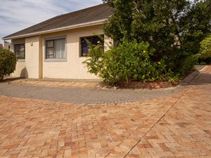 2 Bed House in Plettenberg Bay