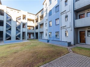 2 Bed Apartment in Fleurhof