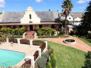 4 Bed House in Darling