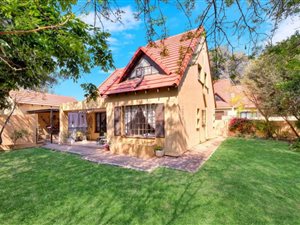 2 Bed Duplex in Edenburg