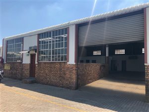320 m² Industrial space in Brakpan North