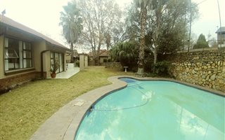 4 Bedroom House in Bryanston West