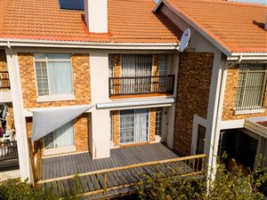 3 Bed Duplex in La Montagne