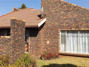 2 Bed Townhouse in Aerorand
