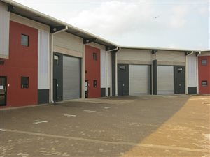 537 m² Industrial space in Cornubia